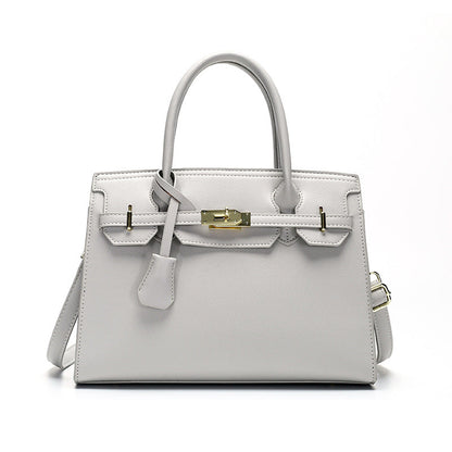 Women's Versatile Fashion Retro Large Capacity Bags