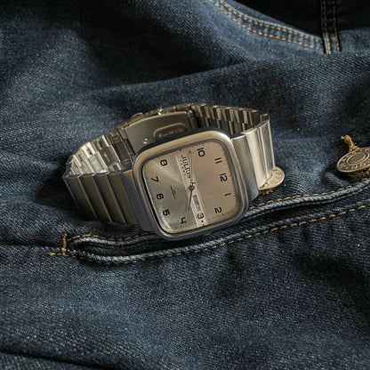 Mechanical-style Watch And Student-friendly Design Conceptual Hole Detail For Men