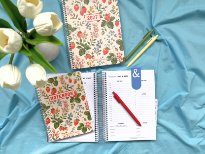 2027 Strawberry Fields Weekly Planner